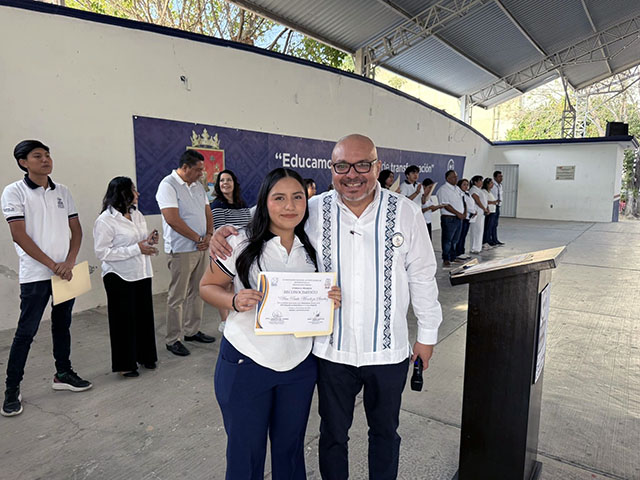 Bienvenidos COBACH 33 'Polyforum'