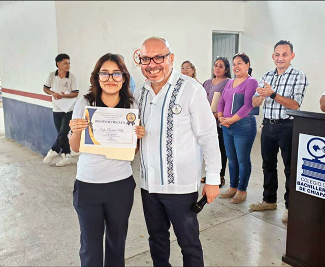 Bienvenidos COBACH 33 'Polyforum'