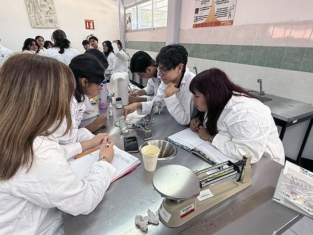 Bienvenidos COBACH 33 'Polyforum'