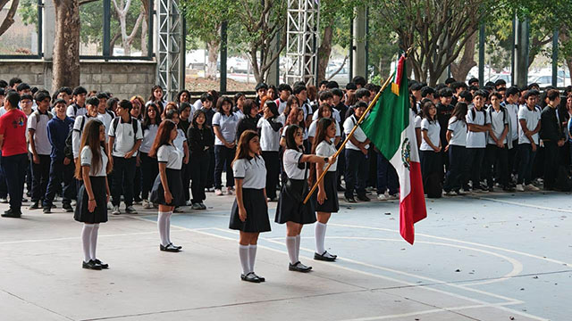 Bienvenidos COBACH 33 'Polyforum'